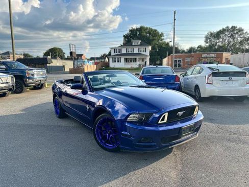 Used 2014 Ford Mustang Premium w/ Equipment Group 202A image 2