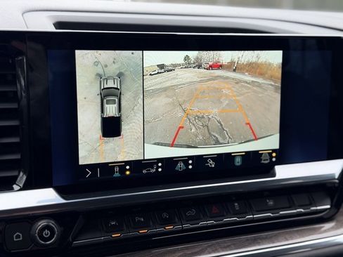 Used 2023 Chevrolet Silverado 1500 LTZ image 14