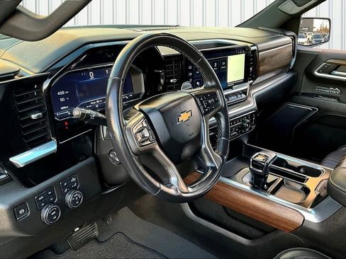 Used 2022 Chevrolet Silverado 1500 High Country AWD/4WD image 17