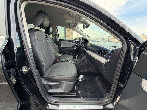 Used 2024 Volkswagen Taos SE FWD image 26