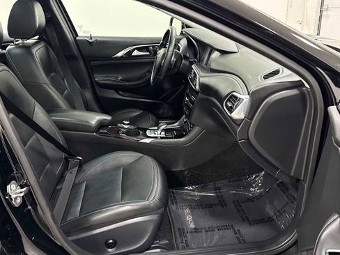 Used 2018 INFINITI QX30 AWD image 30