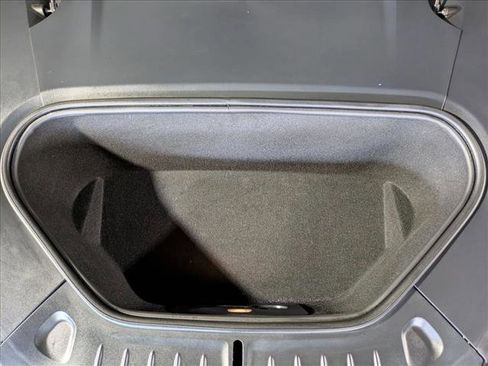 Used 2022 Tesla Model S image 24