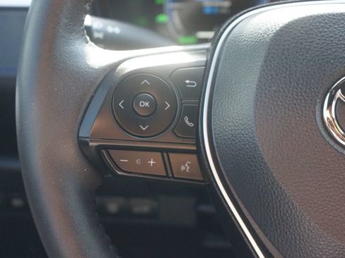 Used 2023 Toyota RAV4 XSE AWD/4WD image 10
