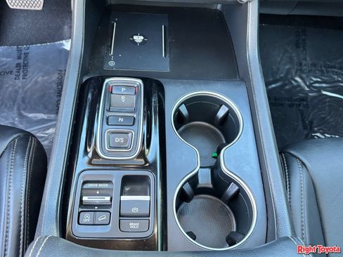Used 2024 Honda Pilot Touring image 30