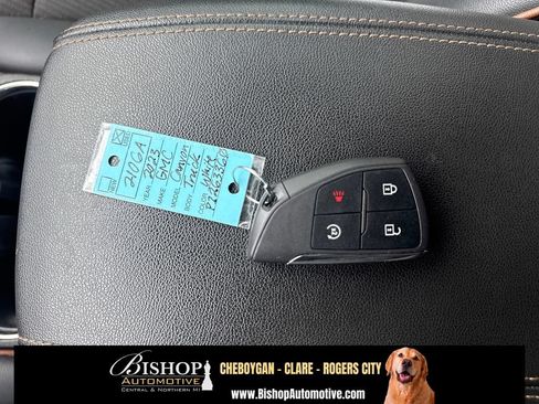 Used 2023 GMC Canyon AT4 w/ Canyon Safety Plus Package AWD/4WD image 23