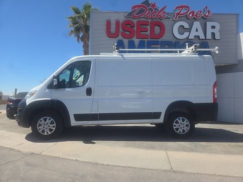 Used 2025 RAM ProMaster 1500 w/ Quick Order Package 22G SLT FWD image 3