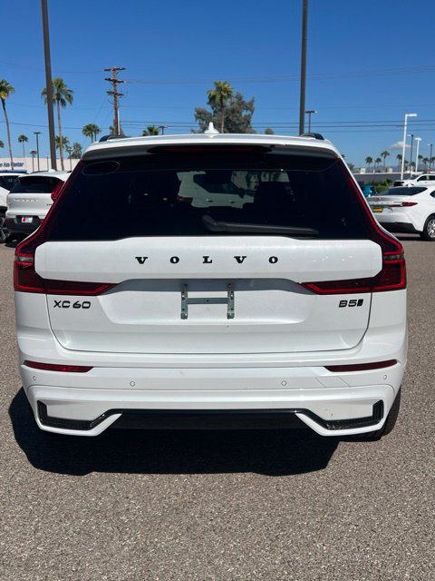Certified 2026 Volvo XC60 B5 Ultra AWD/4WD image 4