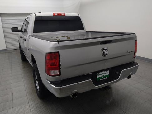 Used 2015 RAM 1500 Express AWD/4WD image 6