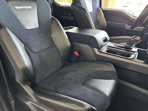 Used 2019 Ford F150 Raptor w/ Equipment Group 802A Luxury AWD/4WD image 7