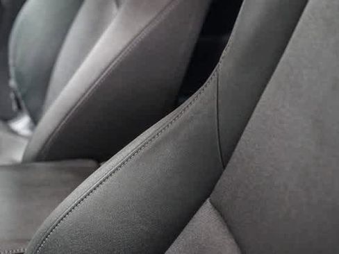 Used 2019 Honda Accord LX image 19