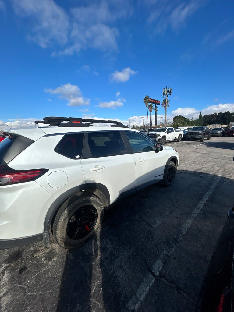 Used 2025 Nissan Rogue SV w/ Rock Creek Premium Package AWD/4WD image 10