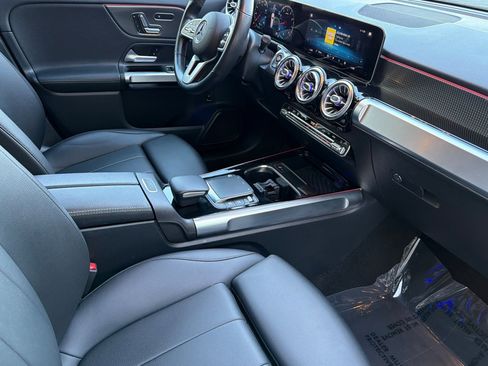 Certified 2021 Mercedes-Benz GLB 250 image 18