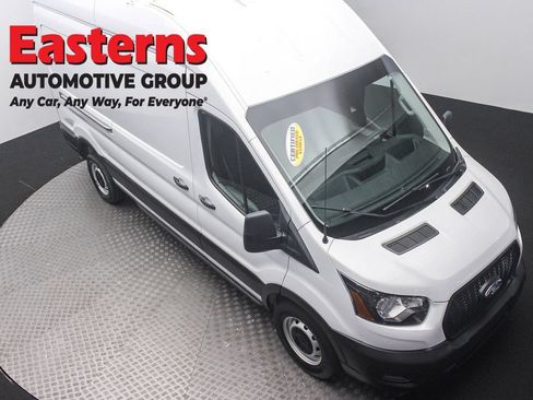 Used 2021 Ford Transit 250 148 High Roof RWD image 3