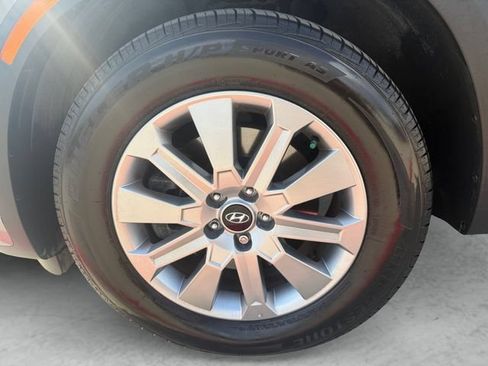 Used 2025 Hyundai Palisade SEL FWD image 24