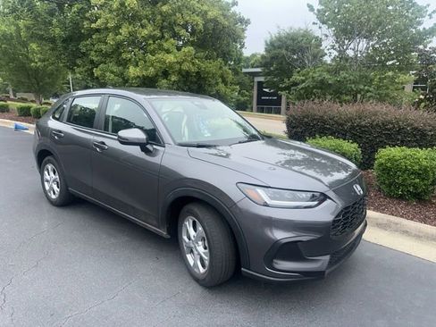 Used 2024 Honda HR-V LX image 1