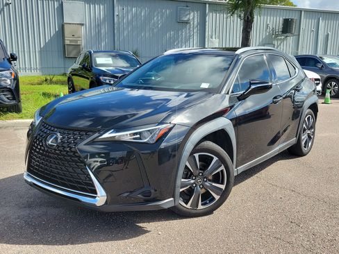 Used 2022 Lexus UX 200 w/ Accessory Package (Z2) FWD image 1