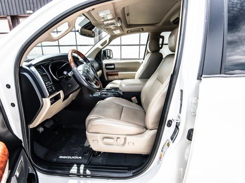Used 2020 Toyota Sequoia Platinum RWD image 24