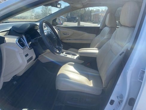 Used 2024 Nissan Murano SL image 16