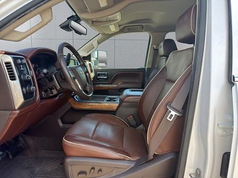 Used 2019 Chevrolet Silverado 2500 High Country AWD/4WD image 45