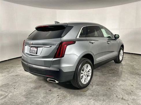 Certified 2025 Cadillac XT5 Luxury image 8