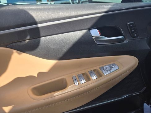 Used 2023 Hyundai Santa Fe Calligraphy image 6