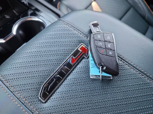 Used 2025 GMC Yukon AT4 w/ LPO, Floor Liner Package AWD/4WD image 51