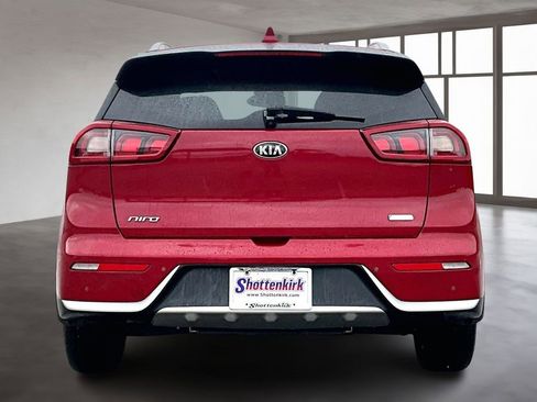 Used 2018 Kia Niro EX w/ EX Premium Package image 5