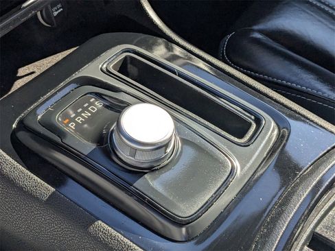 Used 2023 Chrysler 300 S image 19