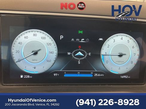 Certified 2024 Hyundai Tucson SEL w/ Convenience Package FWD image 24