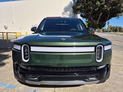Used 2023 Rivian R1T Adventure image 10