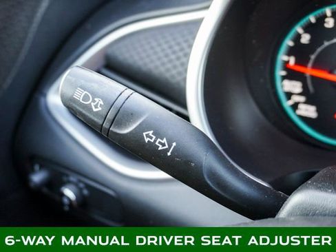 Used 2022 Chevrolet Malibu LS image 20