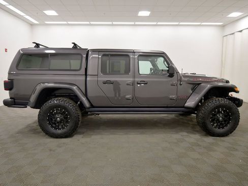 Used 2021 Jeep Gladiator Rubicon AWD/4WD image 9