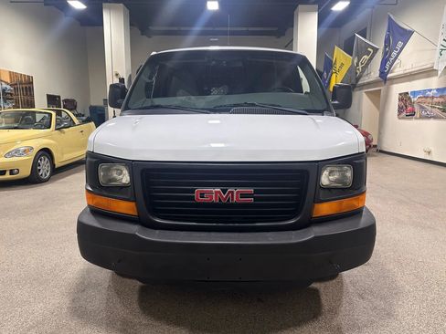 Used 2013 GMC Savana 1500 AWD image 2