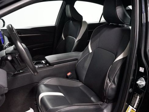 Certified 2025 Toyota Camry SE FWD image 28