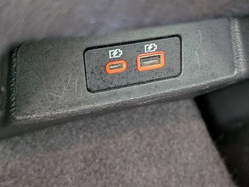 Used 2025 Nissan Altima 2.5 SV FWD image 25