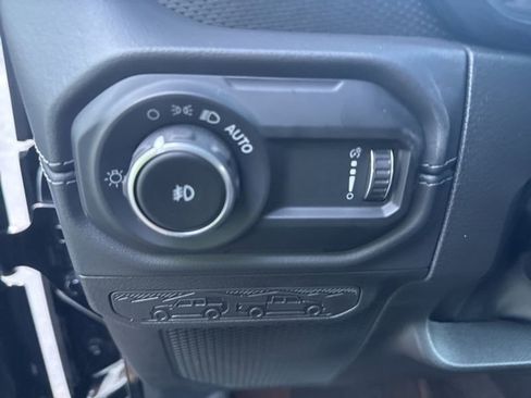 New 2025 Jeep Wrangler Unlimited Rubicon 392 image 26