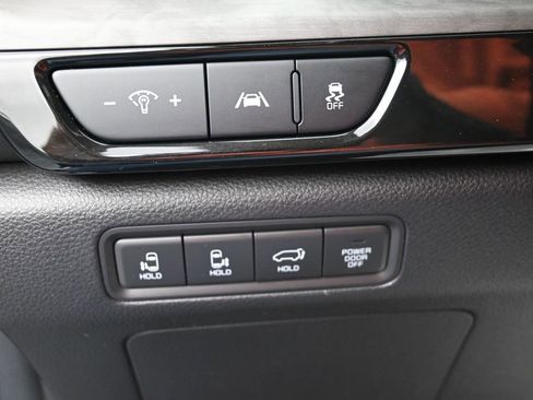 Used 2023 Kia Carnival SX FWD image 22