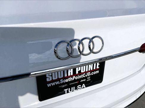 Used 2020 Audi A4 2.0T Premium w/ Convenience Package image 9