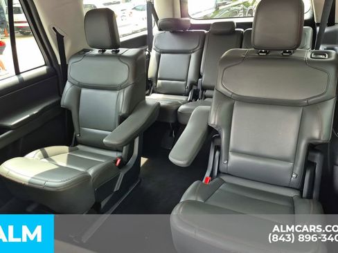 Used 2025 Ford Expedition Max Active AWD/4WD image 18