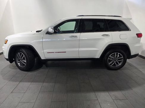 Used 2020 Jeep Grand Cherokee Limited AWD/4WD image 2