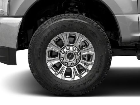 Used 2017 Ford F250 XLT w/ XLT Value Package AWD/4WD image 13