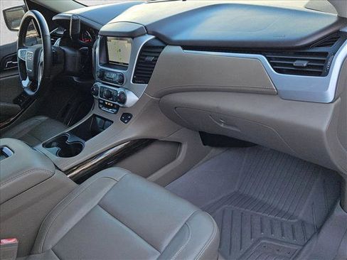 Used 2020 GMC Yukon XL SLT w/ Open Road Package image 25
