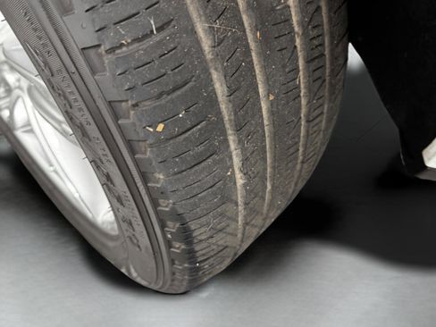 Used 2018 Porsche Macan Sport Edition image 48