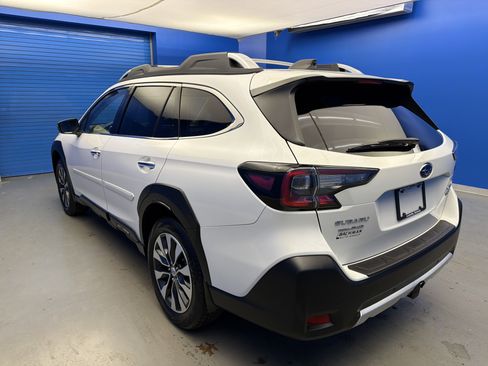 Certified 2025 Subaru Outback Touring XT w/ Popular Package #2 image 5