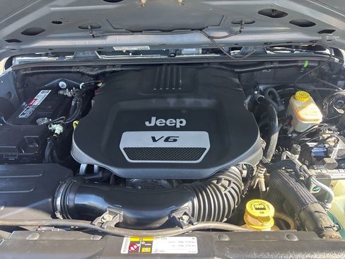 Used 2014 Jeep Wrangler Willys Wheeler image 23