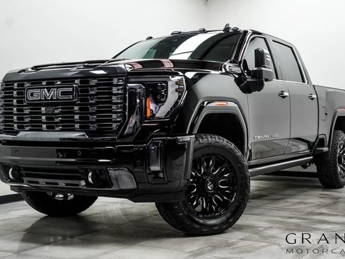 Used 2024 GMC Sierra 3500 Denali Ultimate image 1