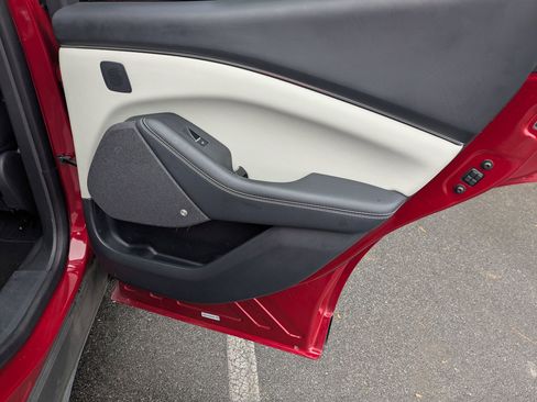 Used 2022 Ford Mustang Mach-E Premium image 36