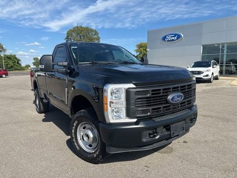Used 2023 Ford F250 XL w/ XL Off-Road Package image 5