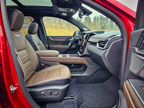 New 2026 GMC Acadia Denali Ultimate w/ LPO, All-Weather Package image 48