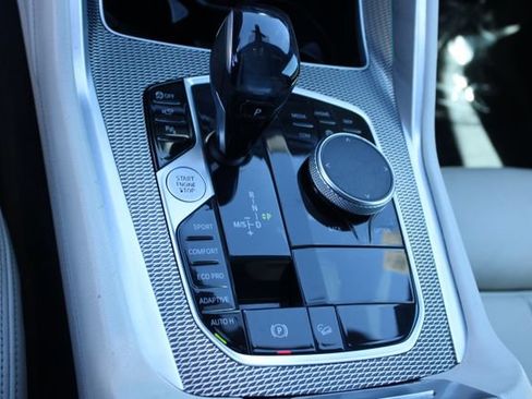 Used 2021 BMW X6 xDrive40i w/ M Sport Package AWD/4WD image 21